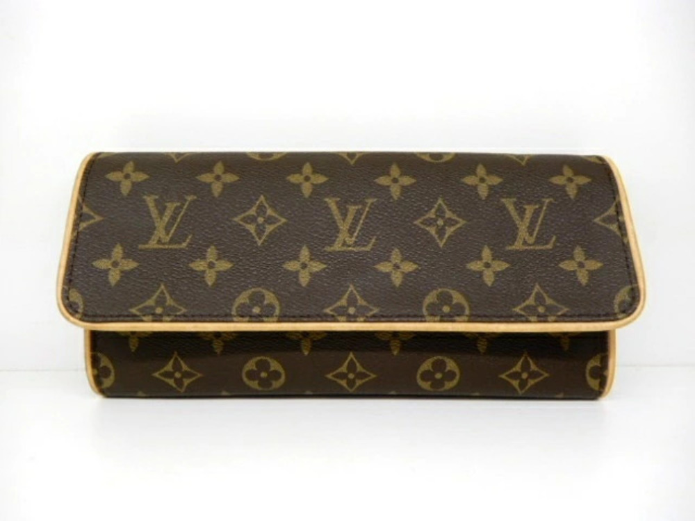 LOUIS VUITTON Pochette Twin Shoulder Bag Monogram